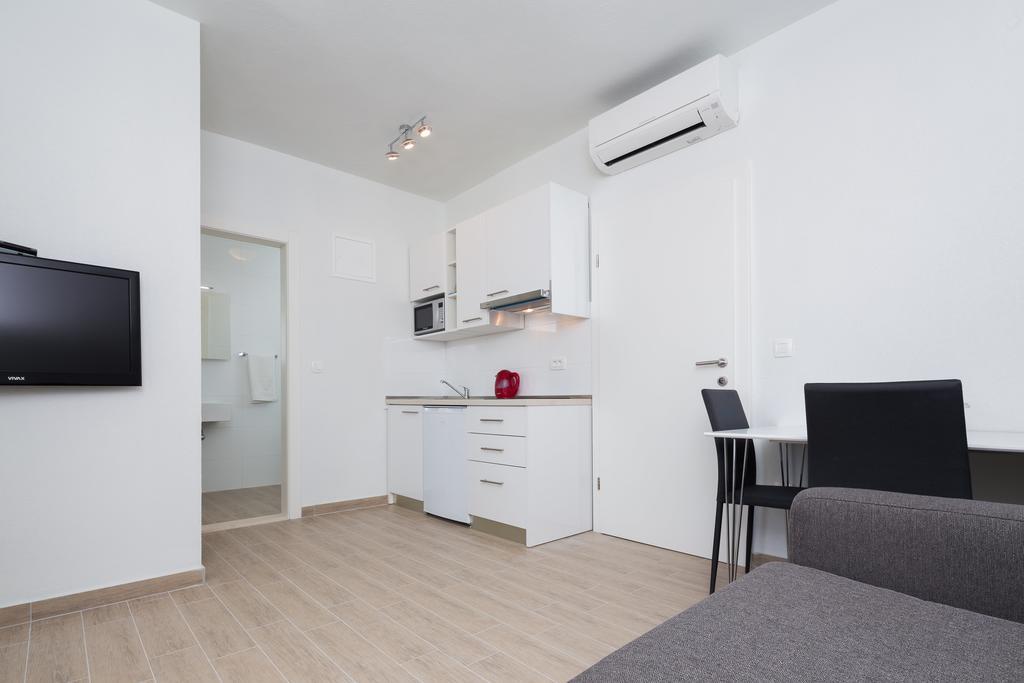Apartments Panorama Lokva Rogoznica Phòng bức ảnh