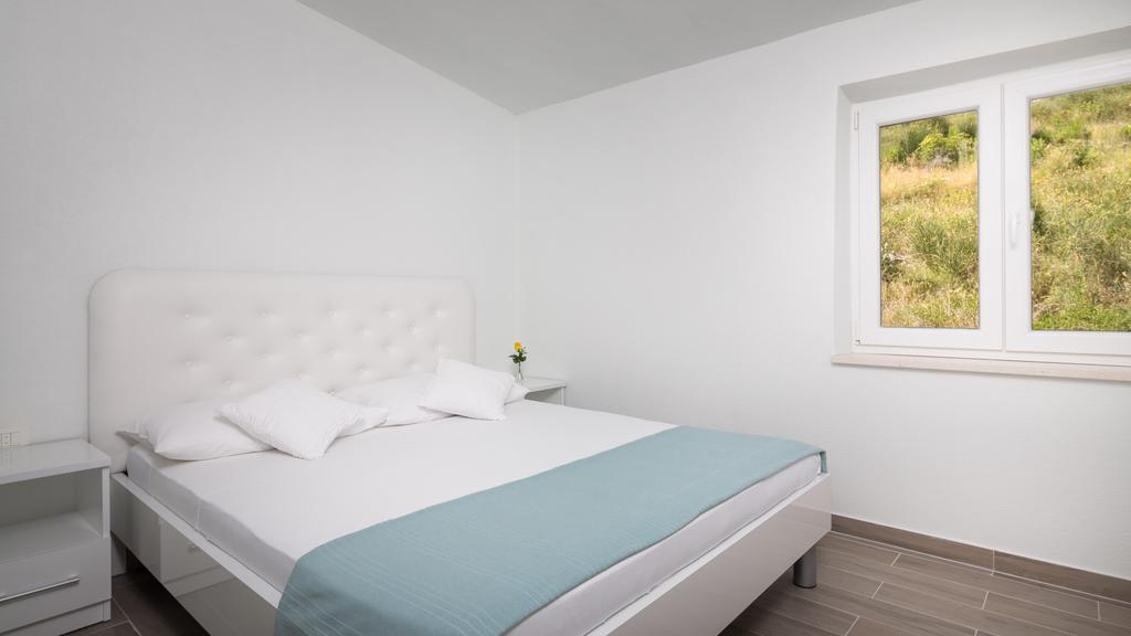 Apartments Panorama Lokva Rogoznica Ngoại thất bức ảnh